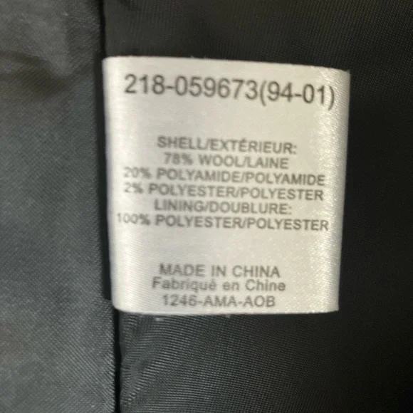 Uniqlo Very Black Wool Blend Short Cape Rare And Stylish Size L Fits M/L/XL - Picture 10 of 10